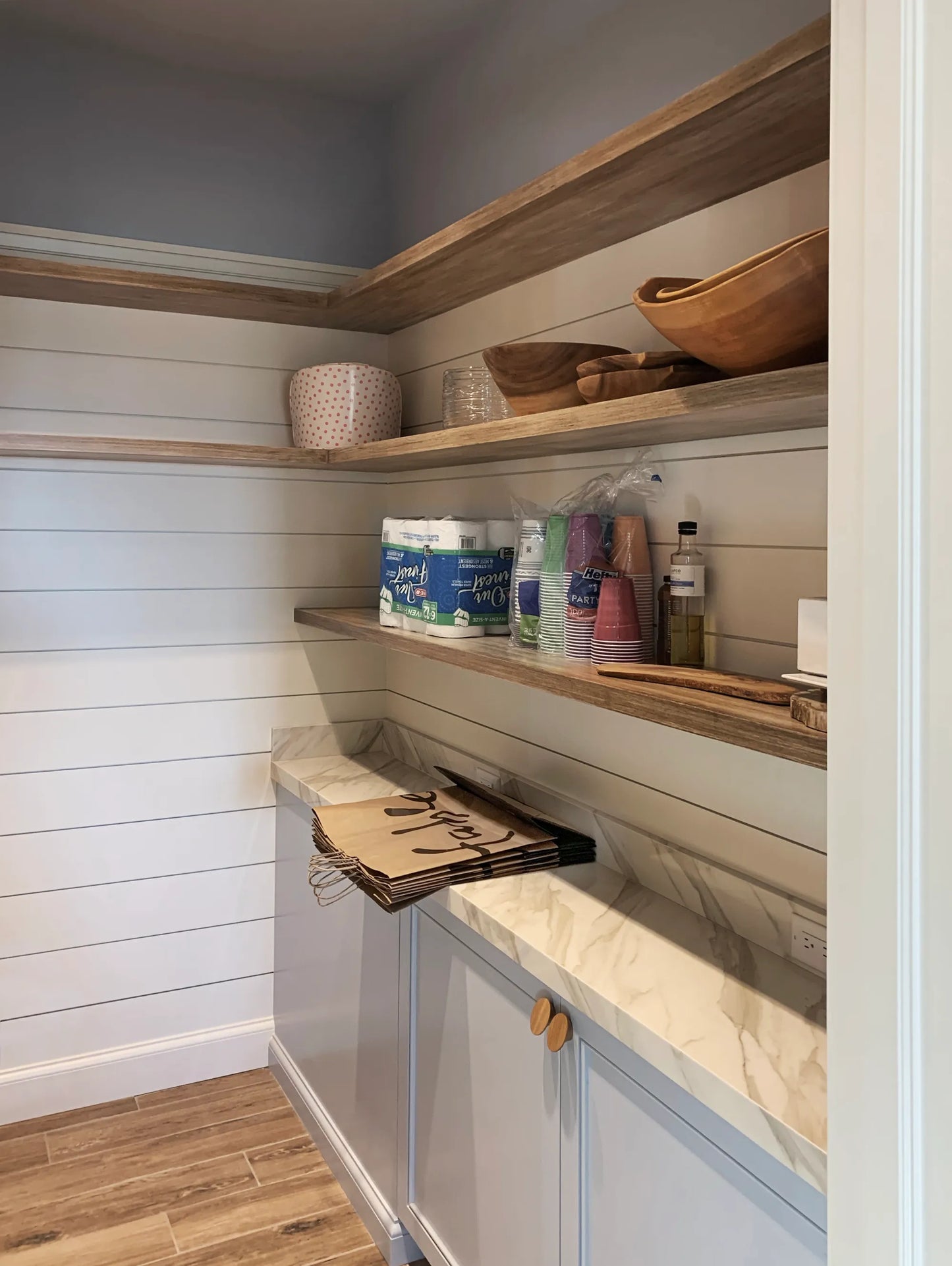 WindsorONE Nickelgap Traditional Interior Board, 16 Feet