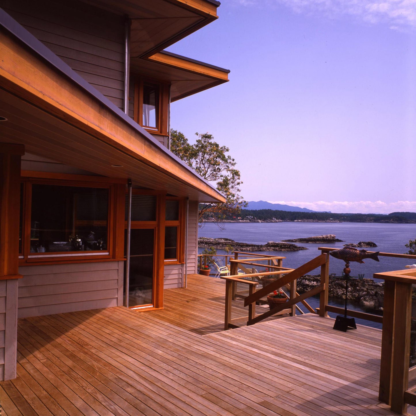 1x6 Western Red Cedar - Clear Vertical Grain (CVG) - 60° V-Joint T&G/KD