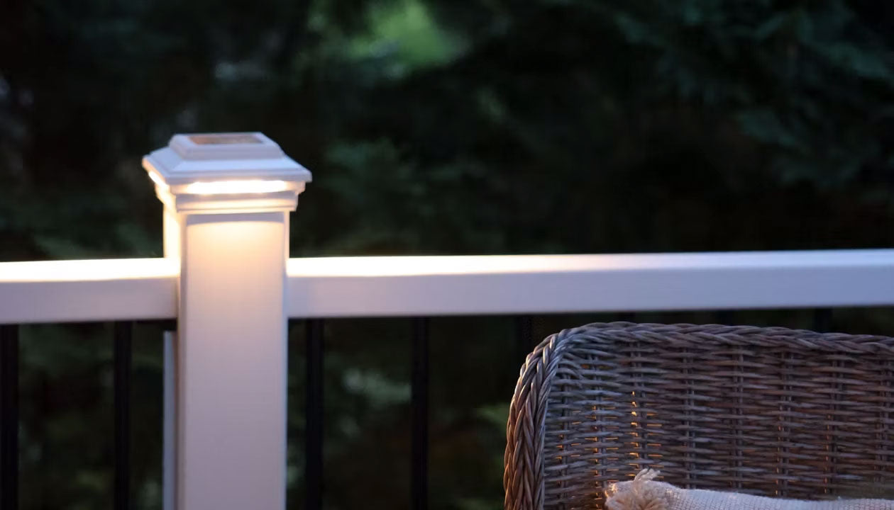 Trex® 4″ x 4″ Solar Post Cap Light