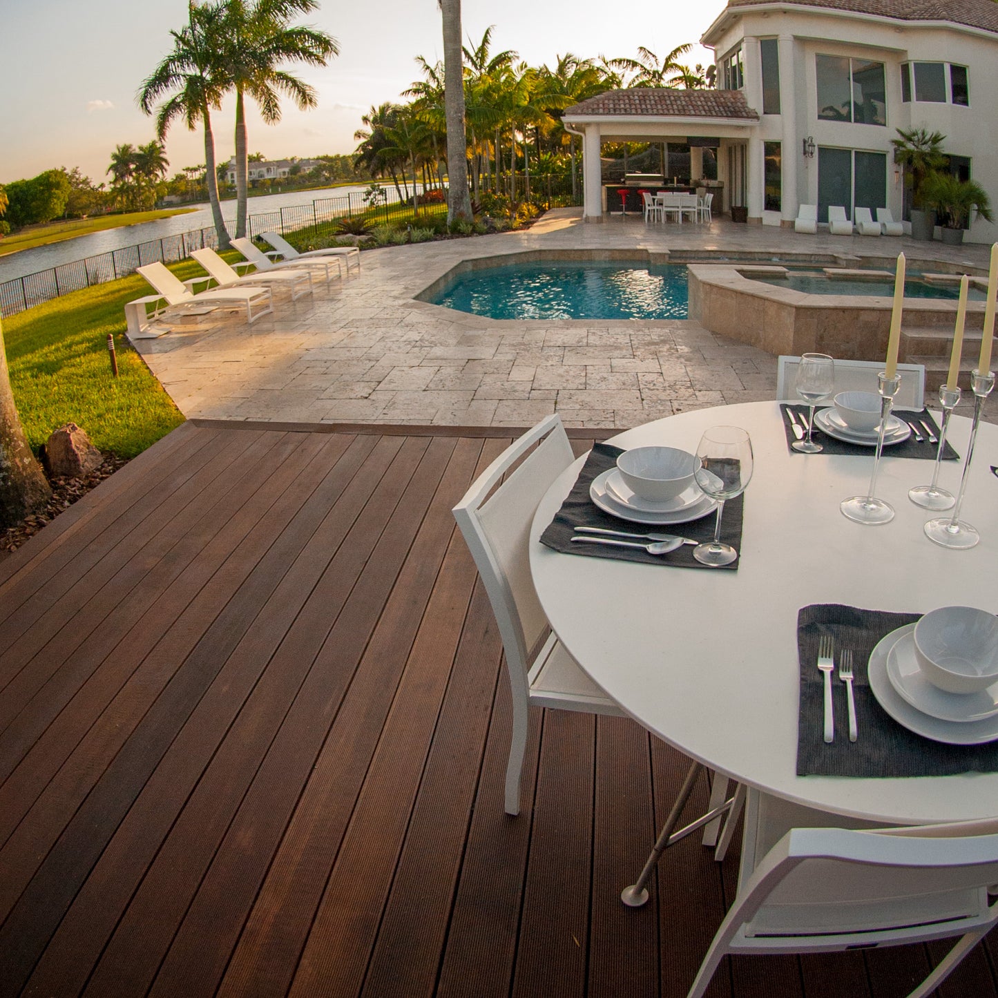 5/4 x 6 Brazilian Redwood (Massaranduba) Wood Decking Shorts