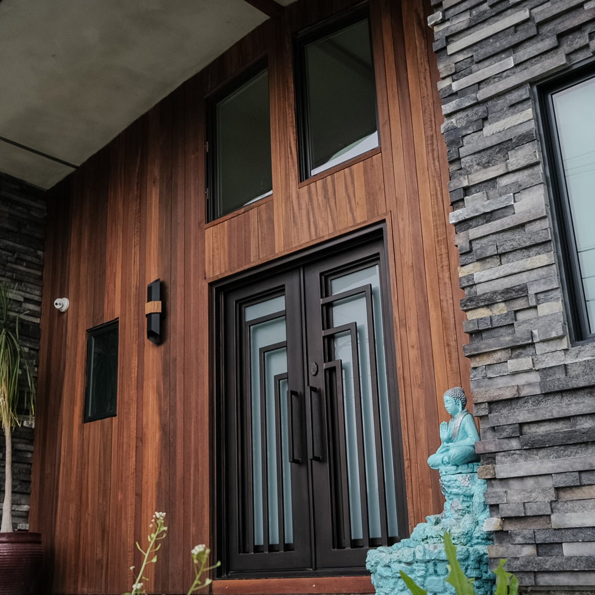 5/4 x 4 Tigerwood Shiplap Siding - Advantage Lumber