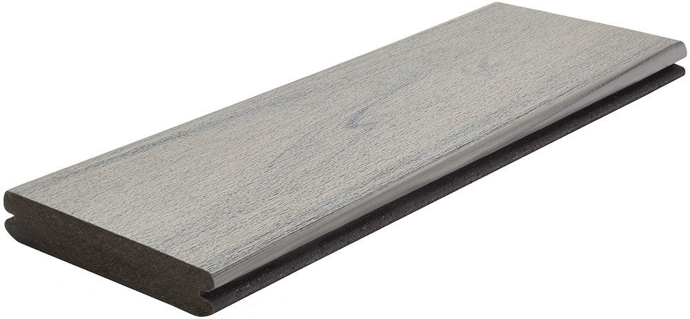Trex Transcend Lineage® Decking