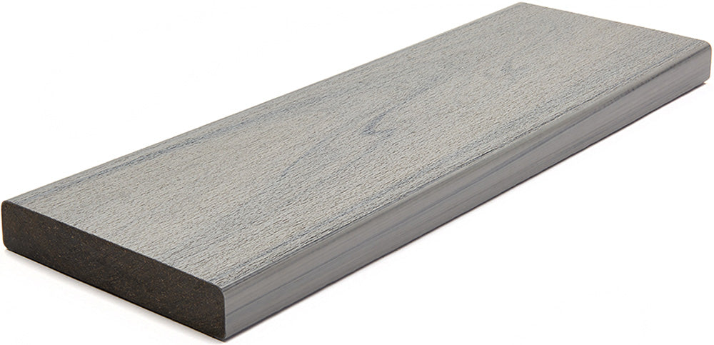 Trex Transcend Lineage® Decking