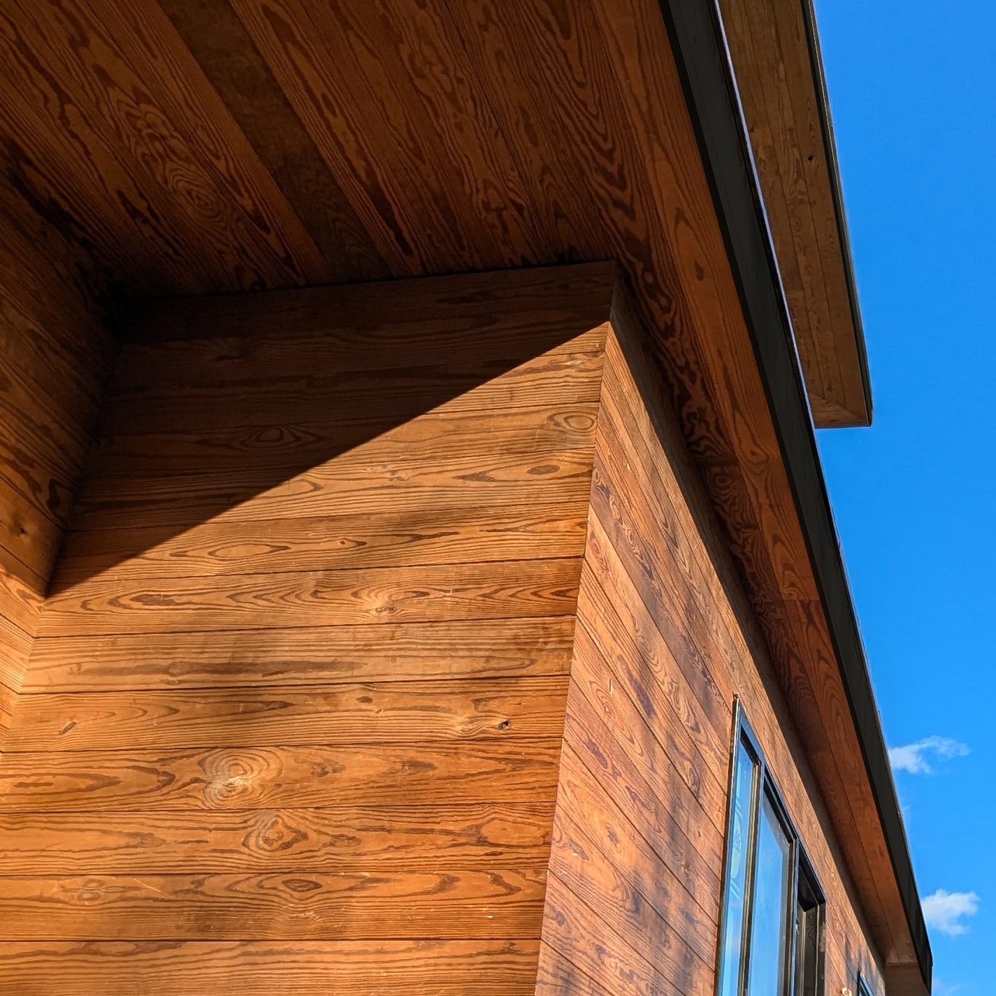 Advantage Thermally Modified Pine, 5/4x6 45° V-Groove - Advantage Lumber