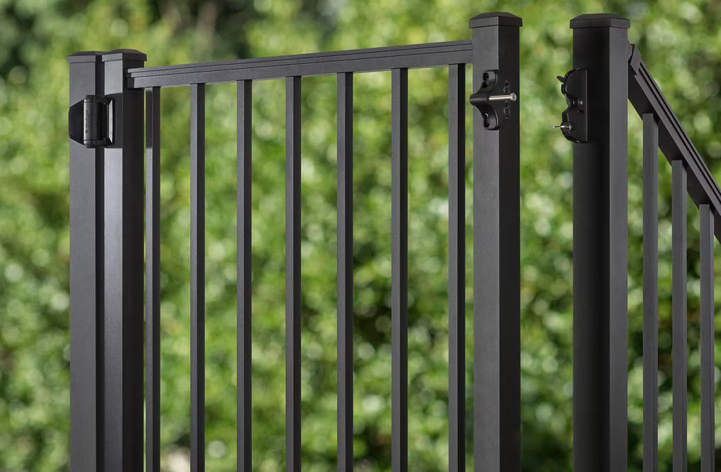 Trex® Aluminum Gate Rail Kit