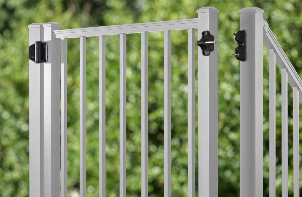 Trex® Aluminum Gate Rail Kit