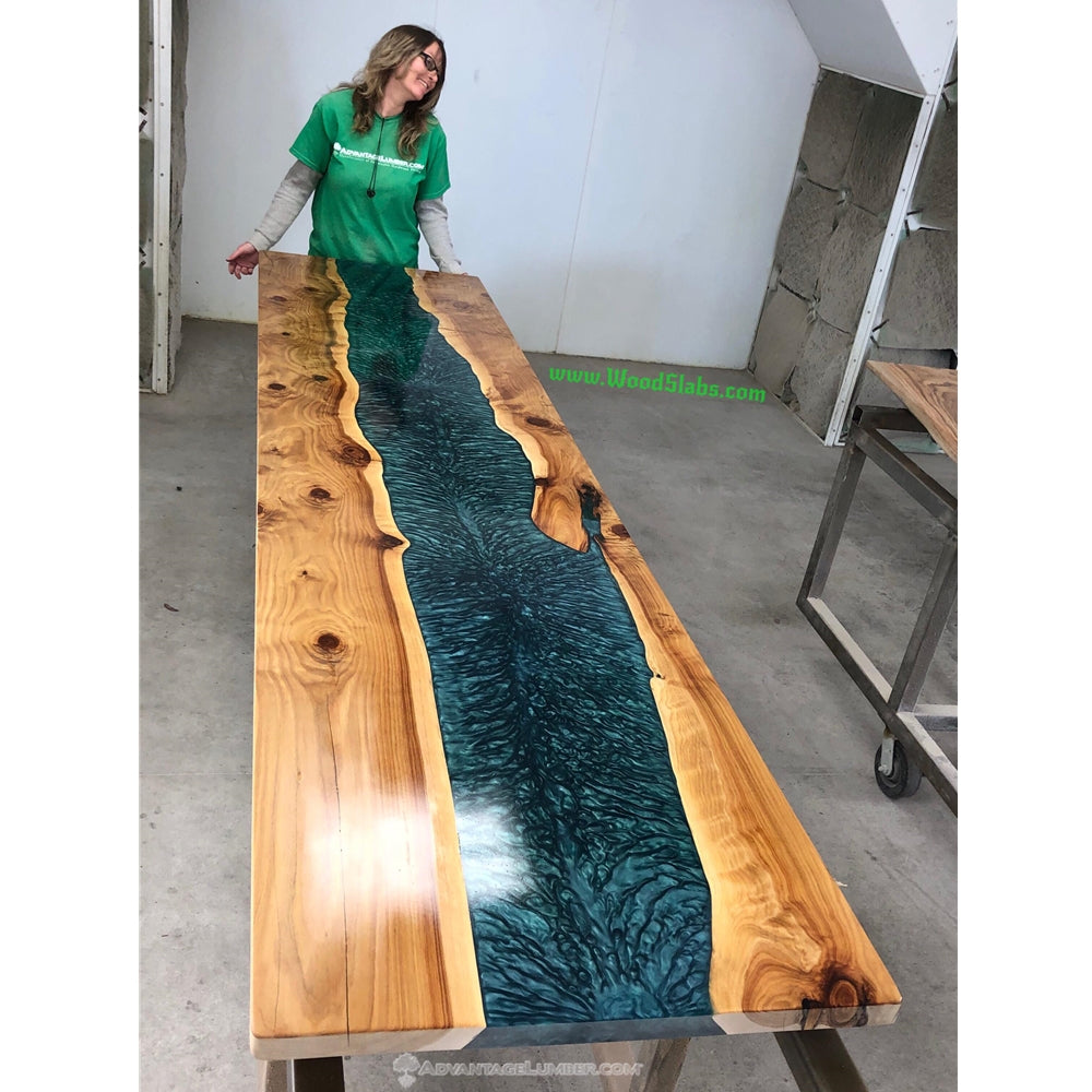 Deep Pour Casting Epoxy Resin for River Tables